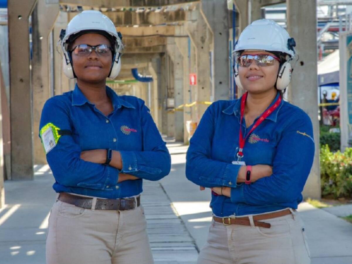 Esenttia en el top 10 de los mejores lugares de trabajo para mujeres