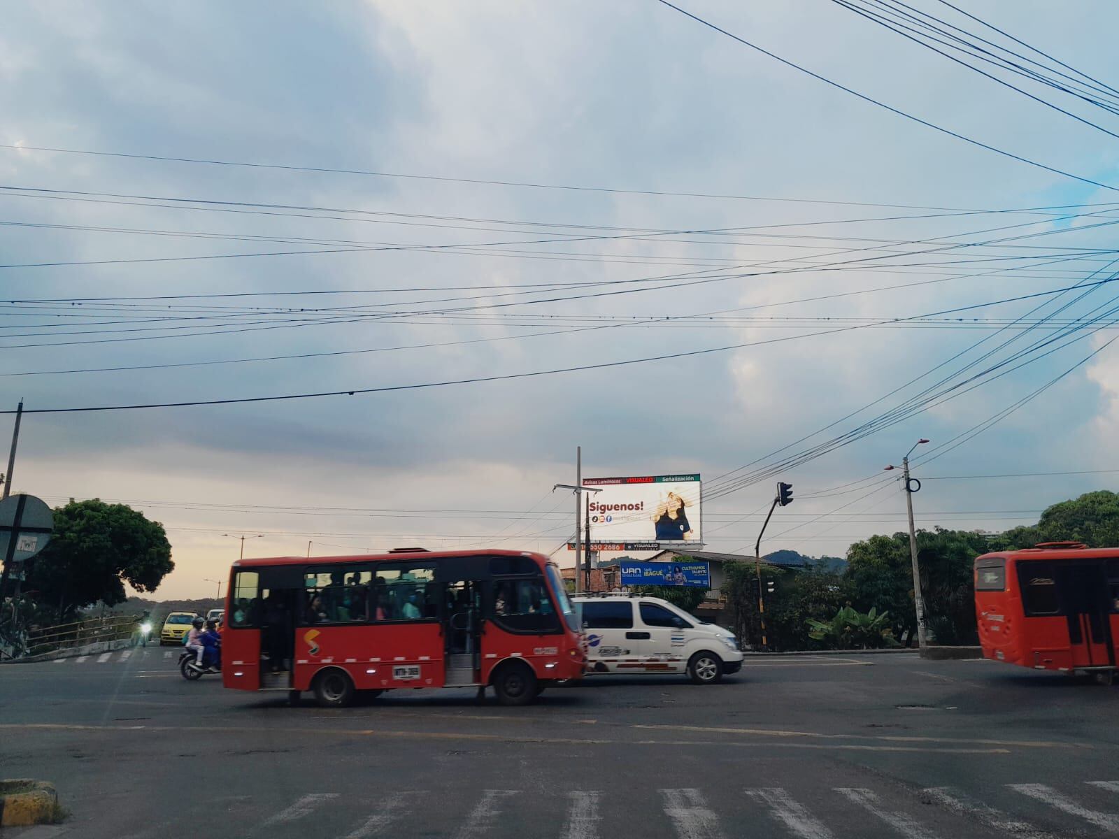 Más de 80 conductores sancionados en la jornada del 'Día Sin Carro' y 'Sin Moto'.