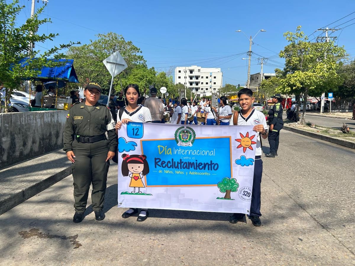 Policía Nacional realiza “Caminata por la Vida y por la Paz”