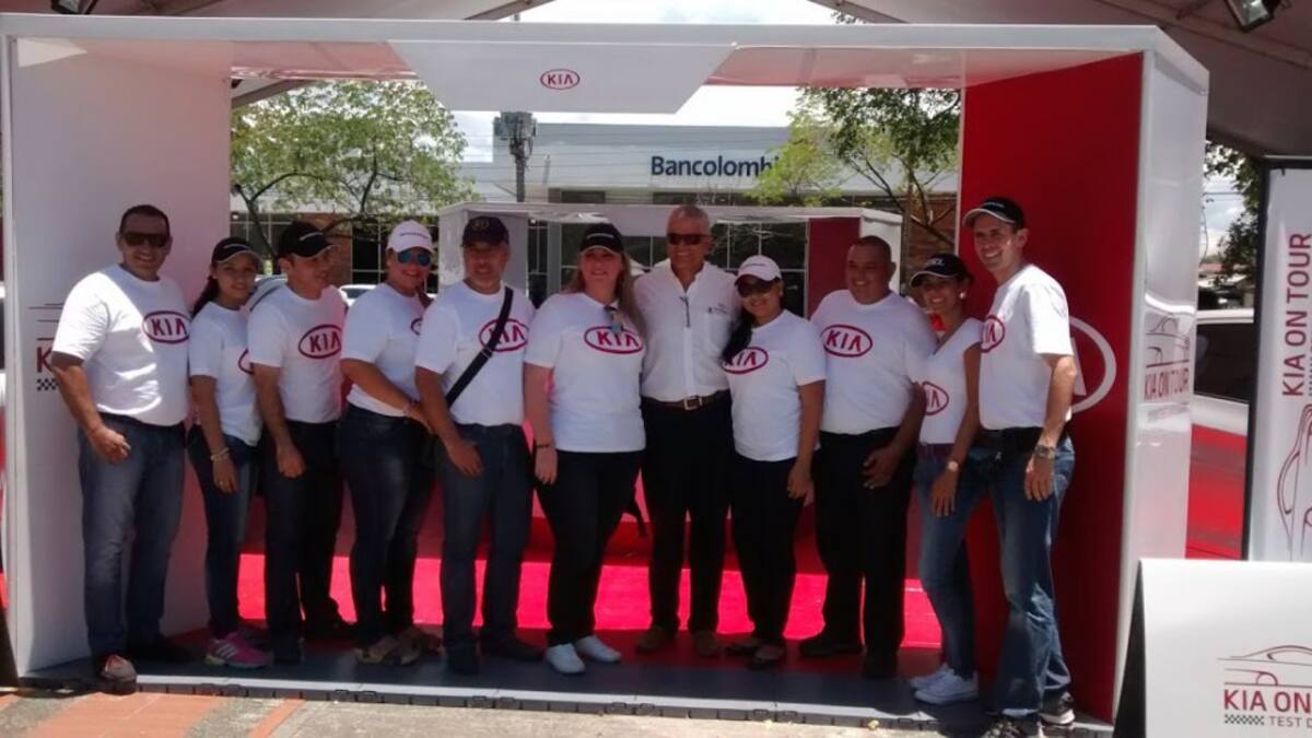 Más de 200 personas tuvieron la oportunidad de probar camionetas como la Nueva Sportage, La Grand Sedona y  el Cerato Second Generation.