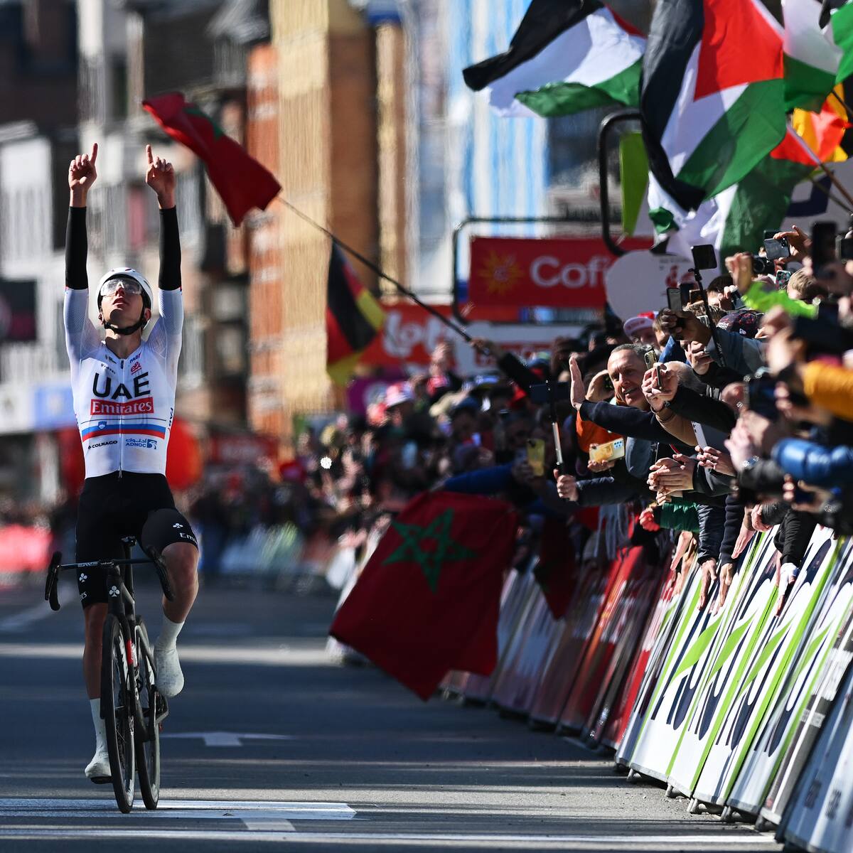 Tadej Pogacar gana la Lieja-Bastoña-Lieja: Así le fue a Egan Bernal y a los demás colombia