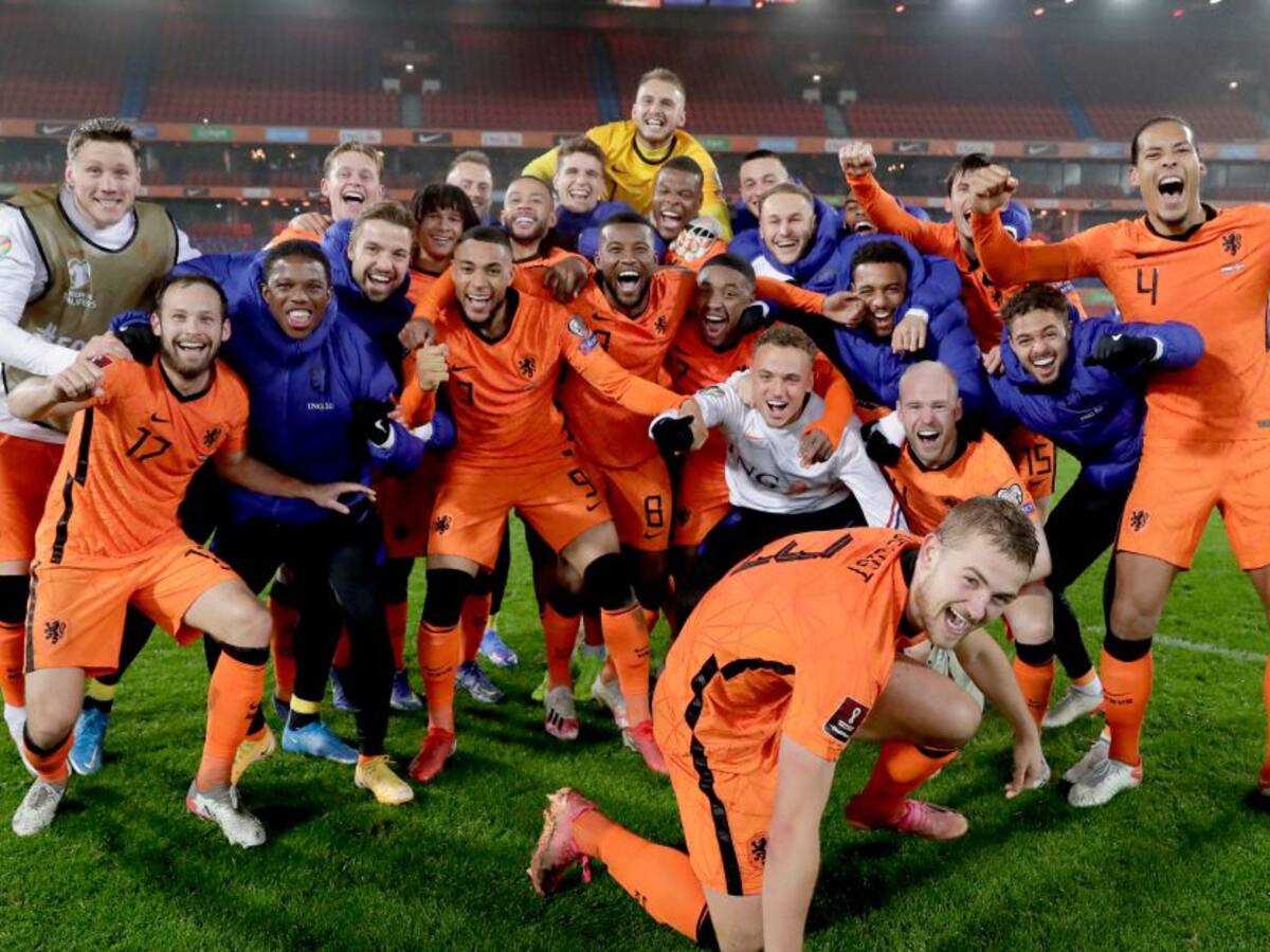 Países Bajos sufrió, pero volverá a la Copa del Mundo