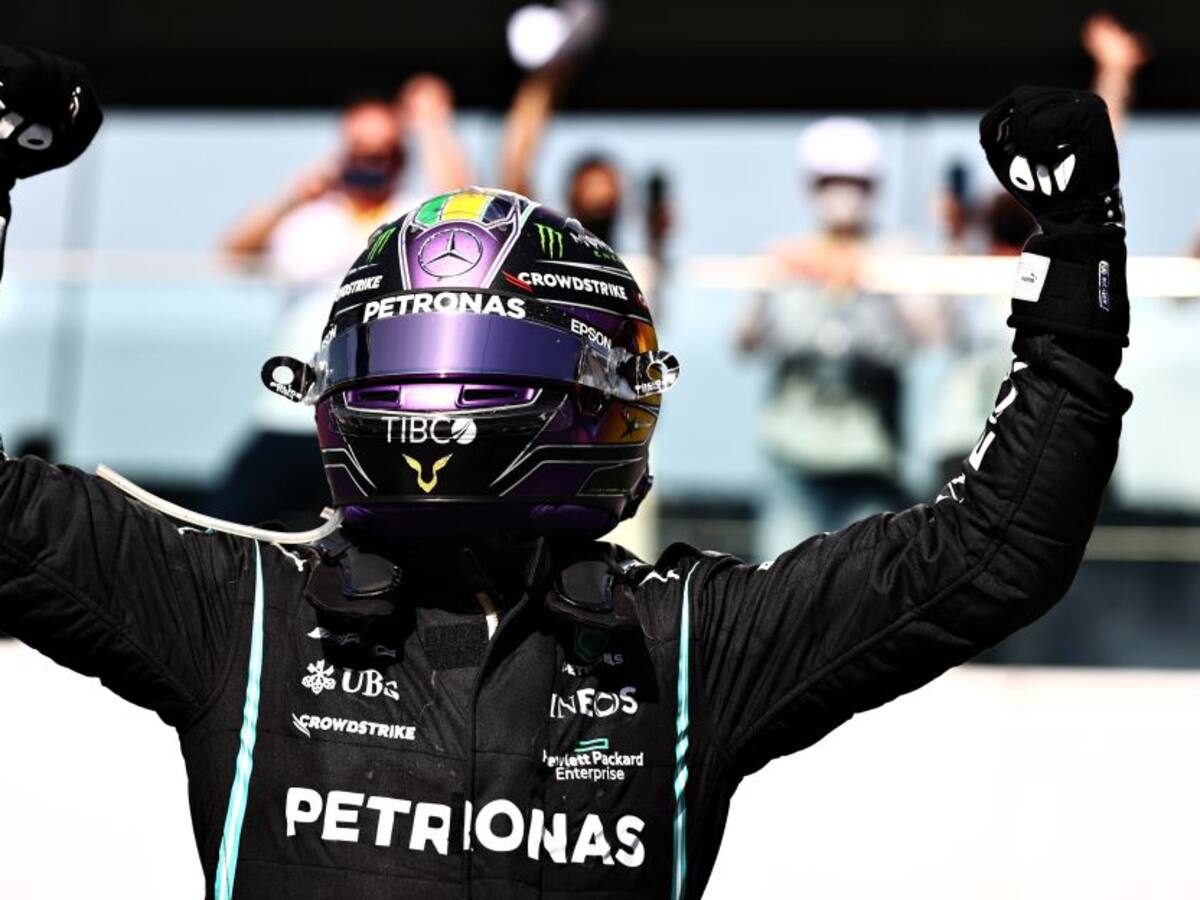 Lewis Hamilton gana el GP de Brasil con una remontada impresionante