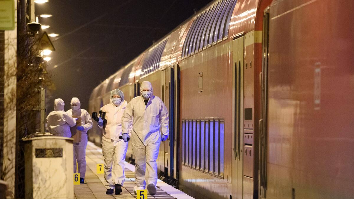 Al menos dos muertos en un ataque con cuchillo en un tren de Alemania