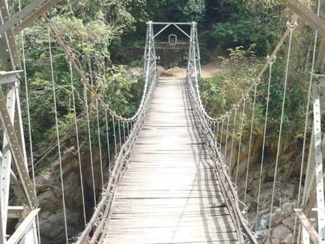 Puente destruído en Ituango
