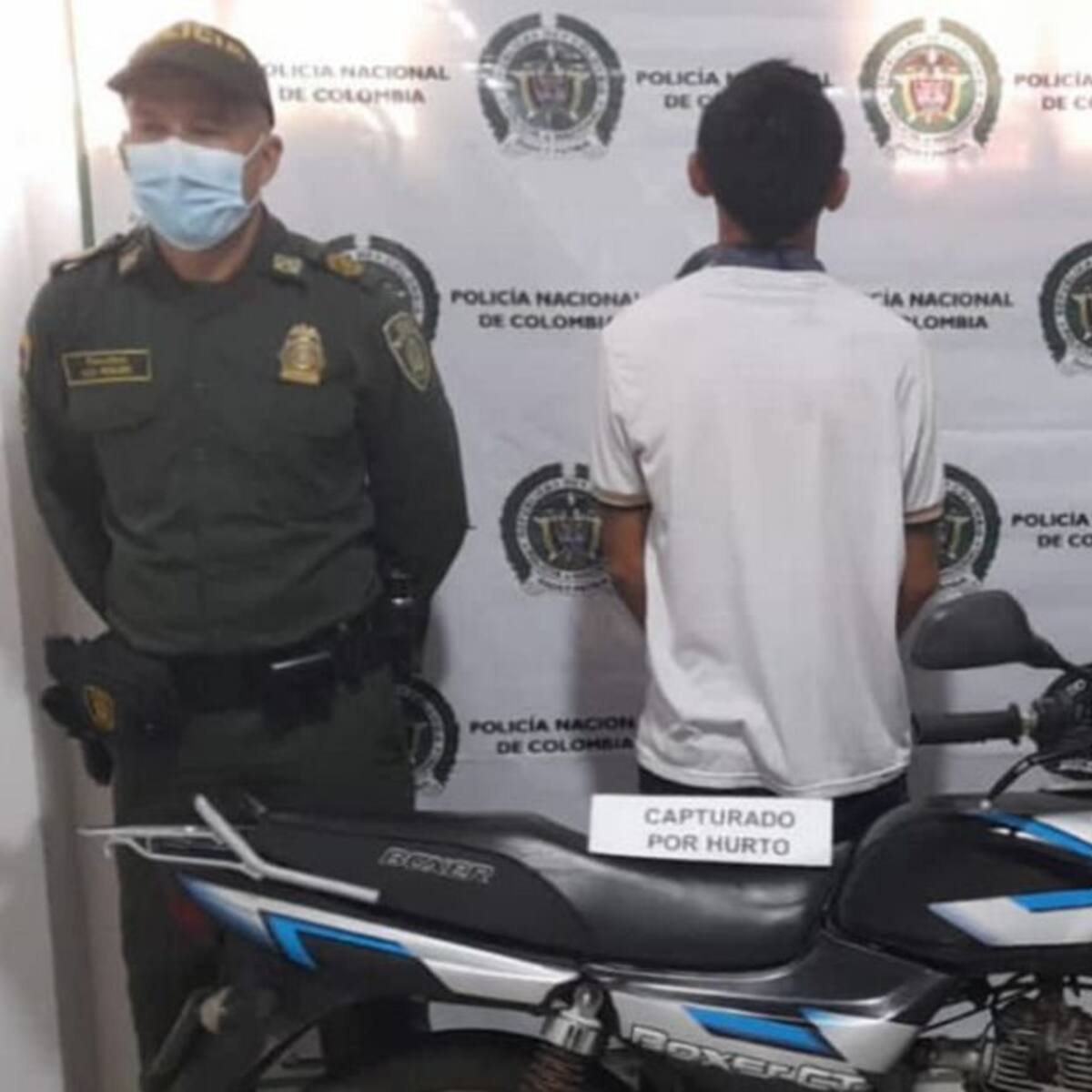 Oportuna reacción de la Policía evitó hurto de motocicleta en Victoria