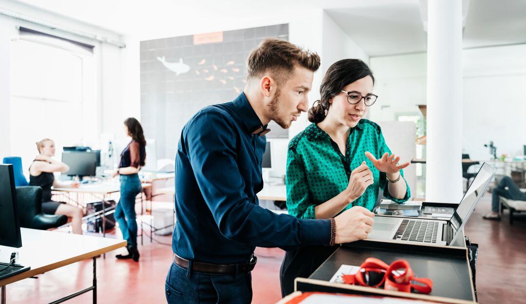 Grupo Bolívar Davivienda entregó hasta 12.000 dólares a jóvenes con talento