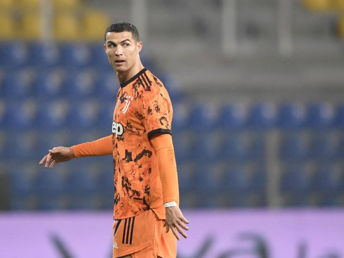 Con doblete de Cristiano, Juventus goleó al Parma y se acerca al liderato