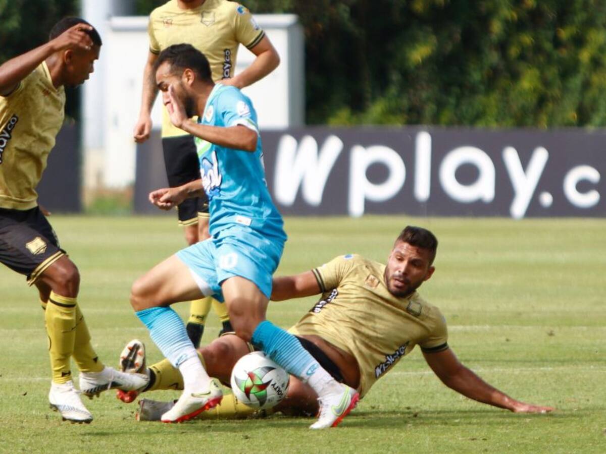 Águilas y Jaguares empatan en un opaco juego en el Alberto Grisales