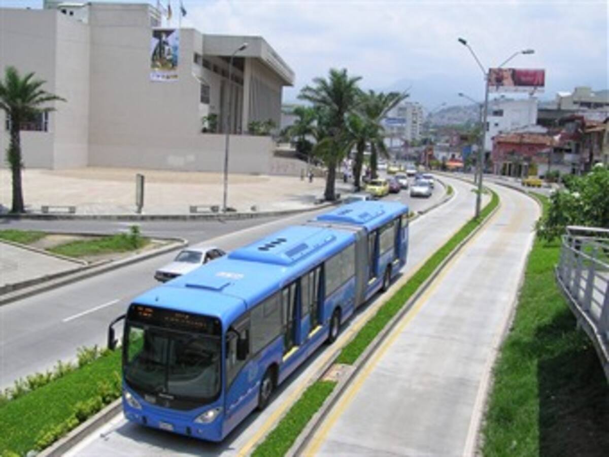 Gobierno revisará crisis del sistema de transporte masivo de Cali