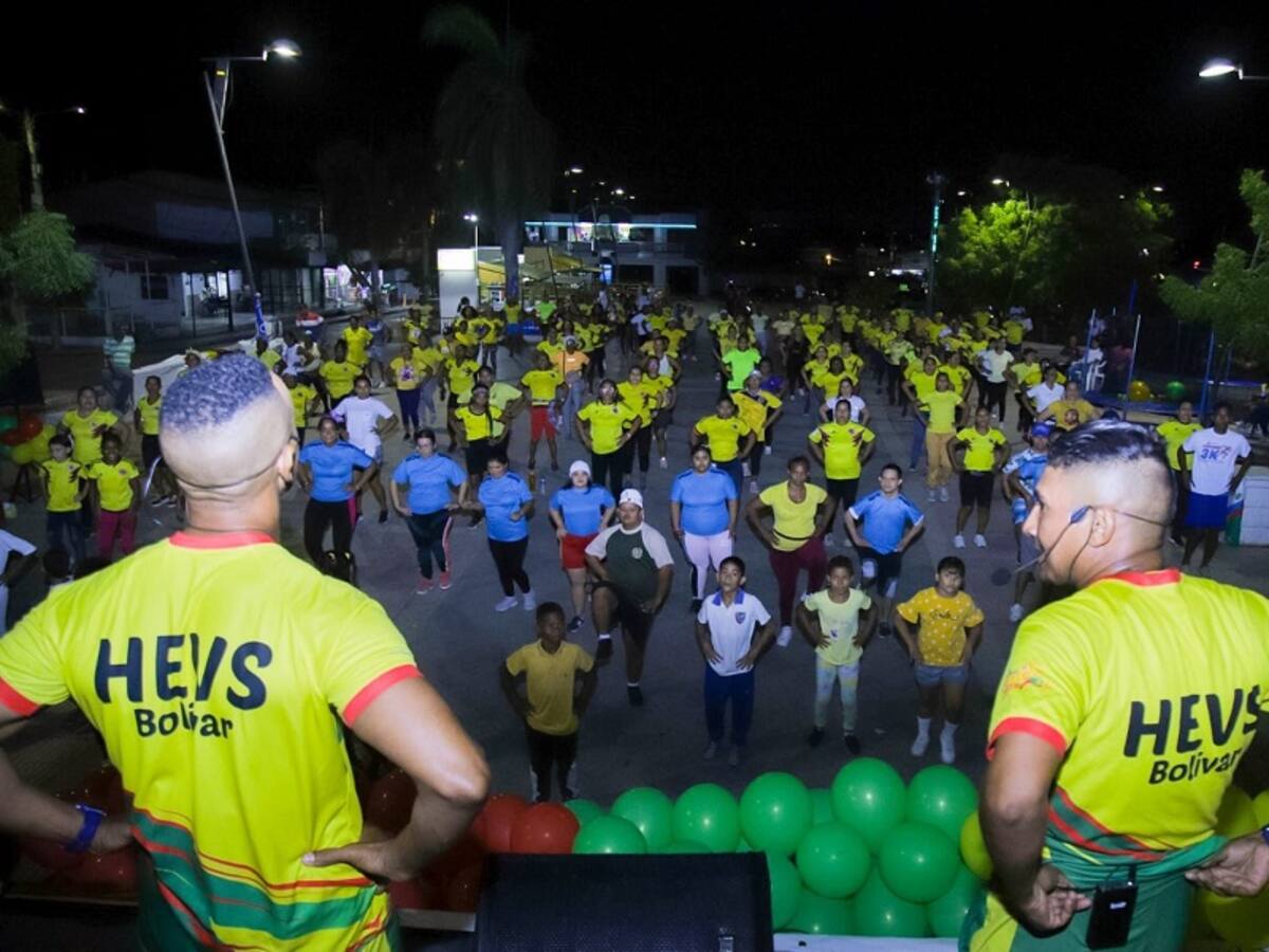 300 personas asistieron a celebración del Día Mundial de la Actividad Física en Turbaco