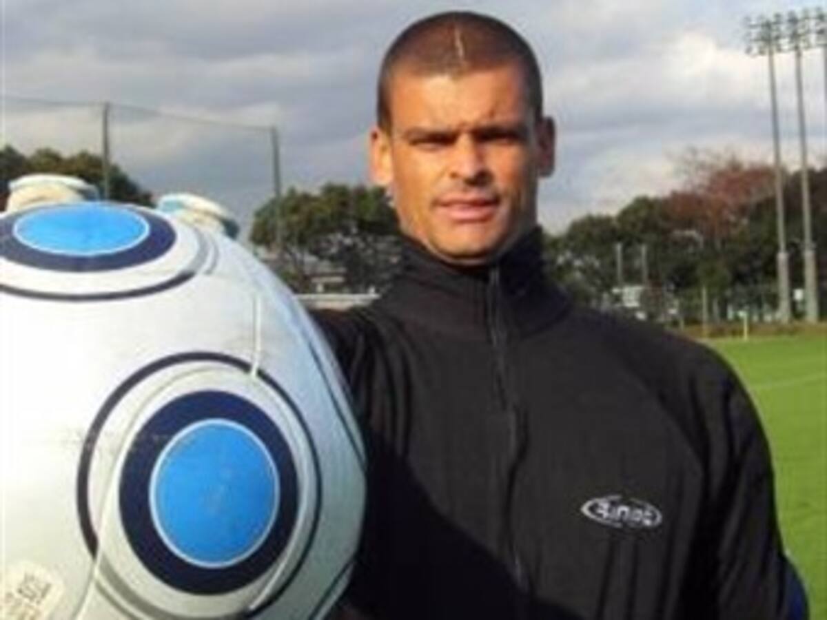 Miguel Calero recibe homenaje del Pachuca antes de su retiro