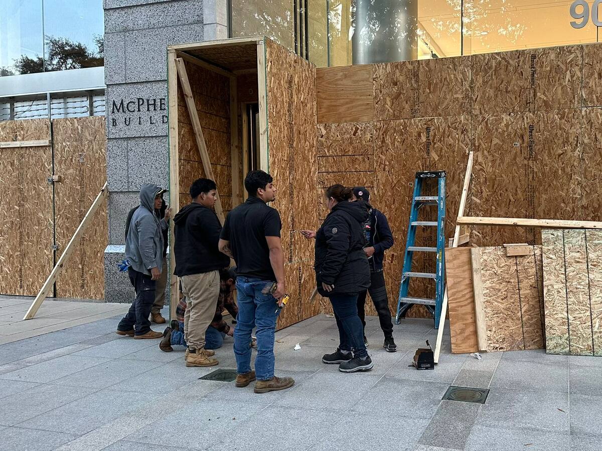 Washington DC se blinda por posibles manifestaciones violentas durante elecciones