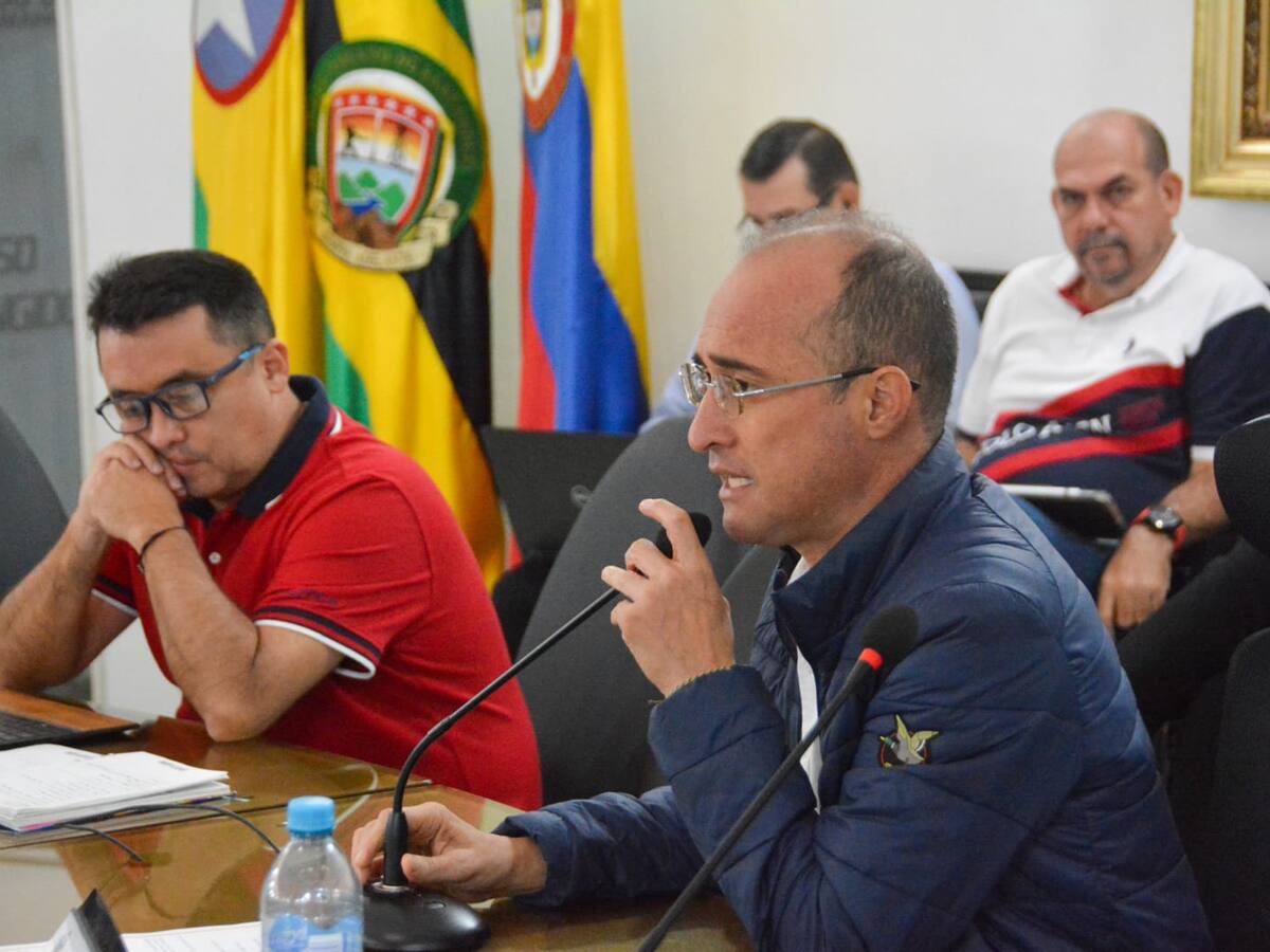 Concejo debate aprobación de vigencias futuras en Bucaramanga