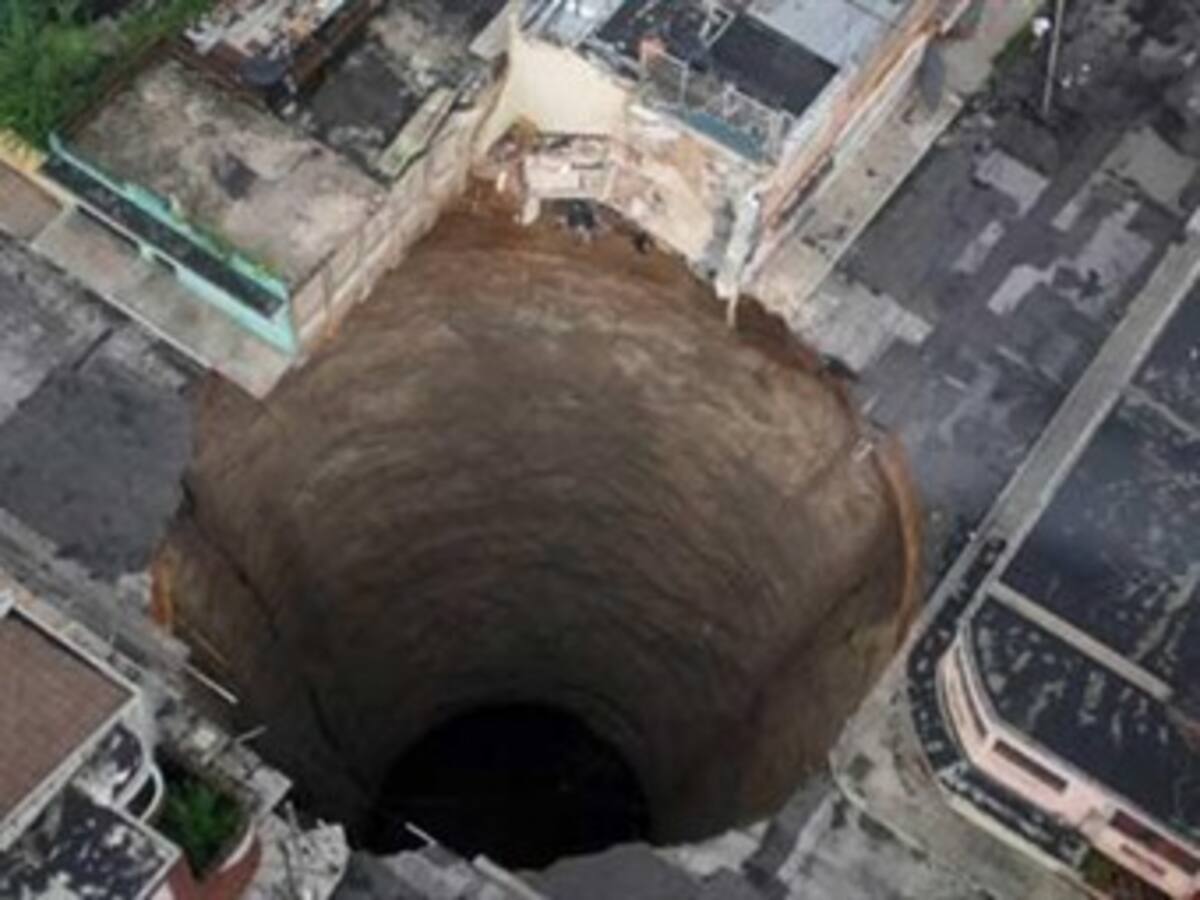 Los científicos no encuentran explicación al hoyo gigante causado por Agatha