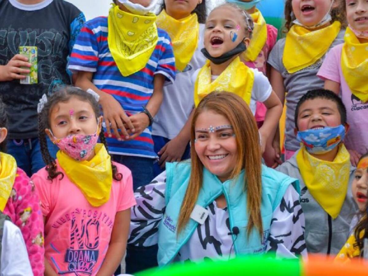 Alcaldía de Manizales celebró la Navidad a más de 200 niños