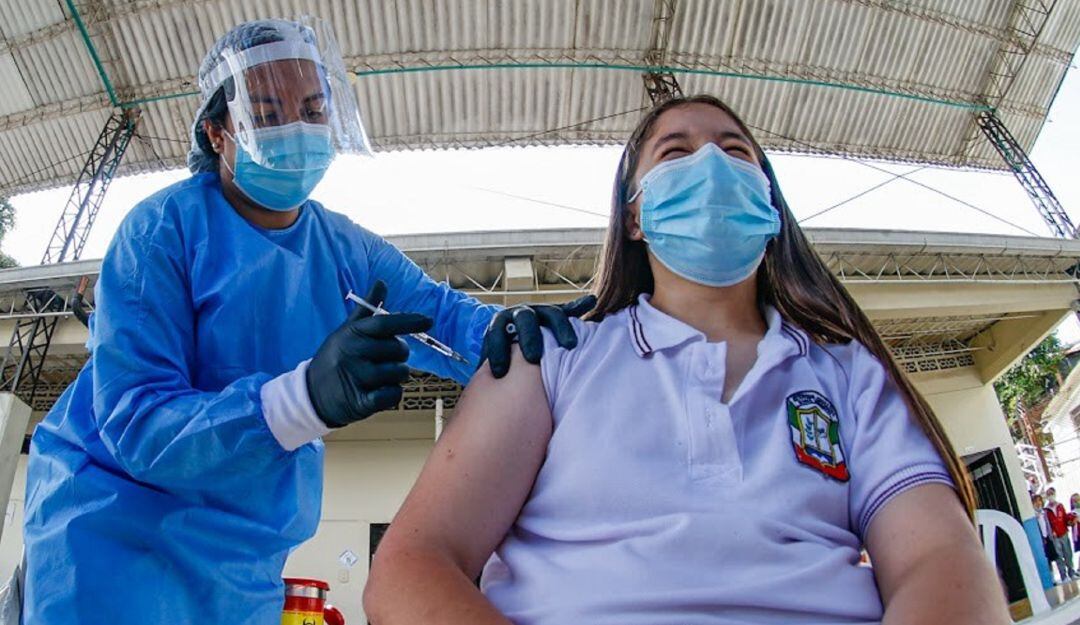 Plan de vacunación en Instituciones Educativas de Manizales