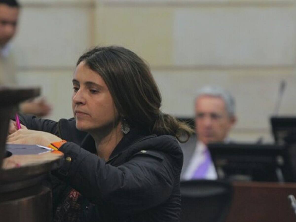 ¿Quiénes son los “parásitos del poder” de los que habla Paloma Valencia?