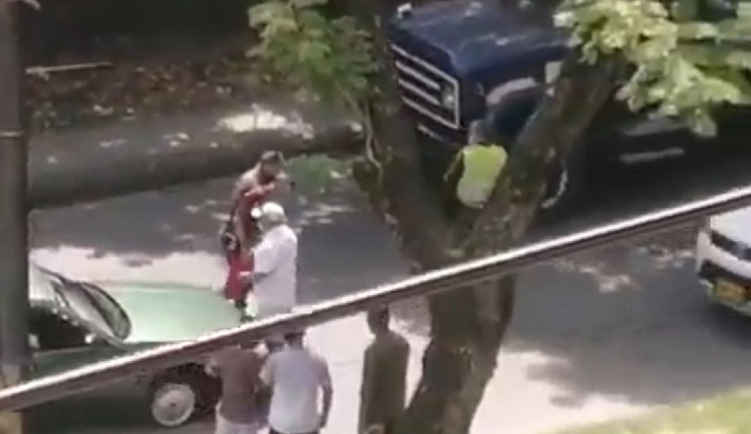 Conductor en contravía por la avenida Pedro Tafur