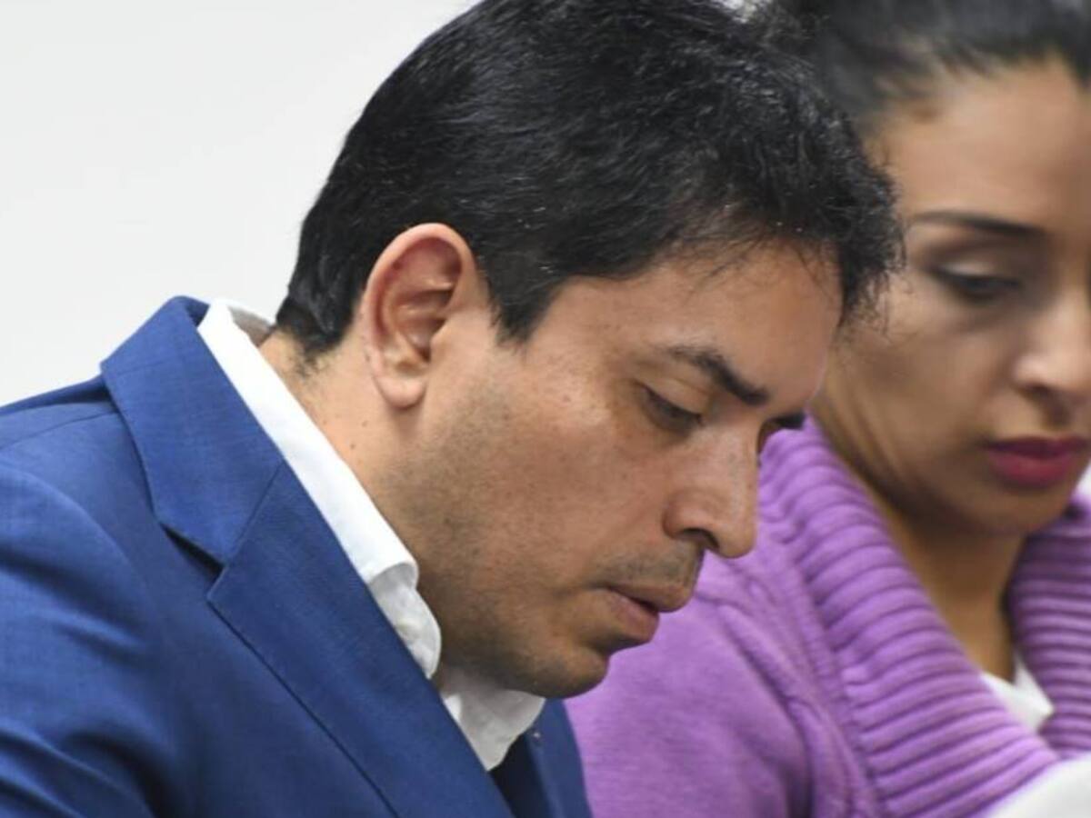 Tribunal condena al exfiscal de la JEP Julián Bermeo por caso Santrich