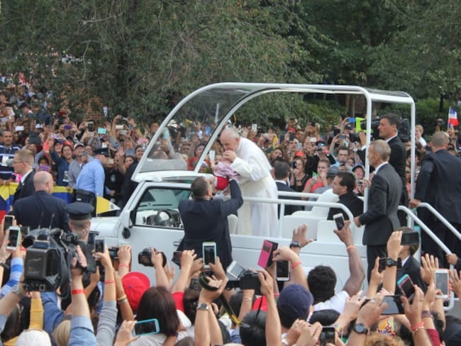 Papa Francisco hace un llamado a la unión familiar entorno al amor y la fe