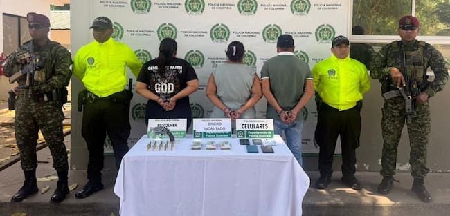 Ejército capturó a tres personas por delitos de lesa humanidad en San Jose del Guaviare.(Foto: cortesía Ejército)