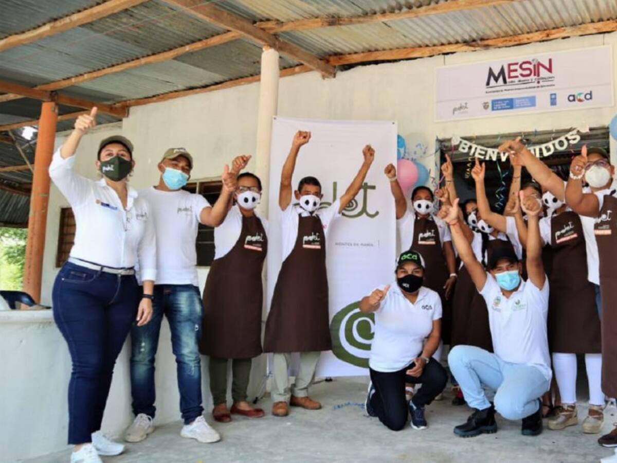 Mujeres víctimas fortalecen capacidades empresariales en Montes de María