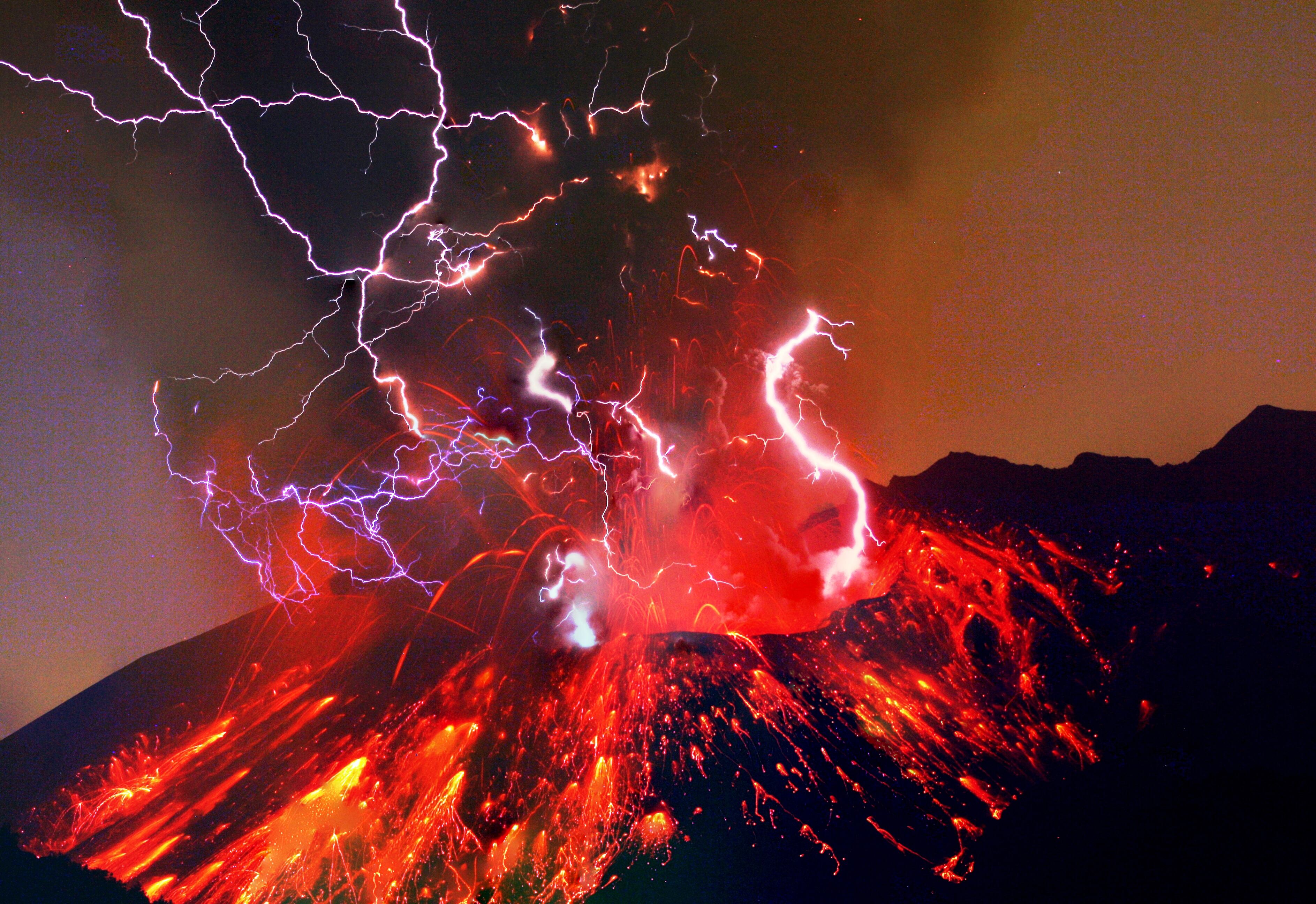 Erupción volcánica, imagen de referencia (Getty Images)