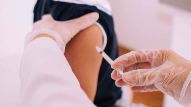 Primeros 17 voluntarios colombianos recibirán vacuna contra COVID