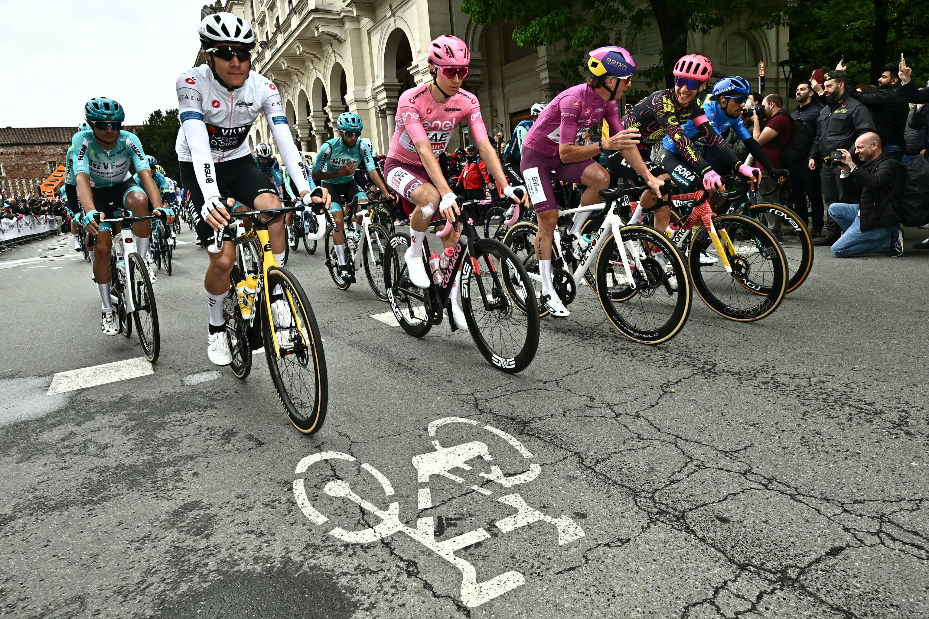 Giro de Italia - Etapa 3.  (Ciclismo, Italia, Eslovenia) EFE/EPA/LUCA ZENNARO