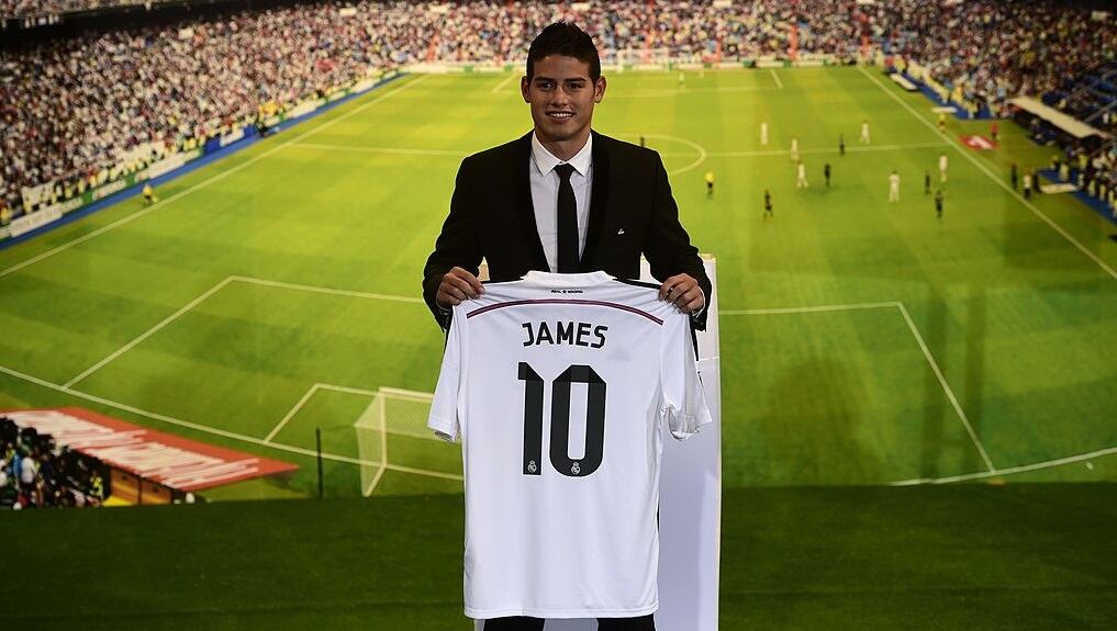 James Rodríguez el día de su presentación por el Real Madrid / Getty Images