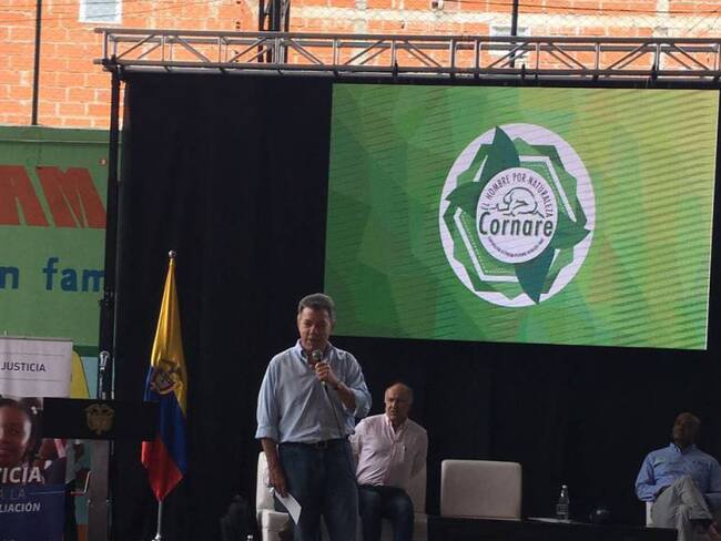 Presidente Santos se comprometió con terminar vía Granada–San Carlos