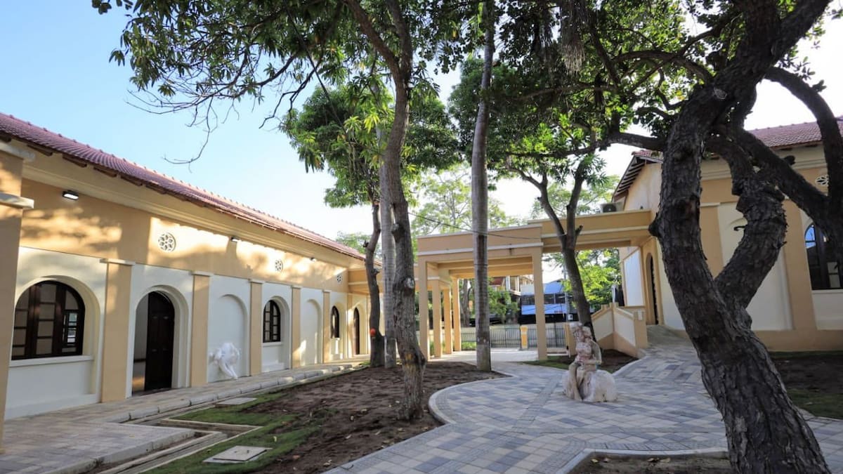 Bellas Artes sigue cerrado por diferencias entre el contratista y la Universidad