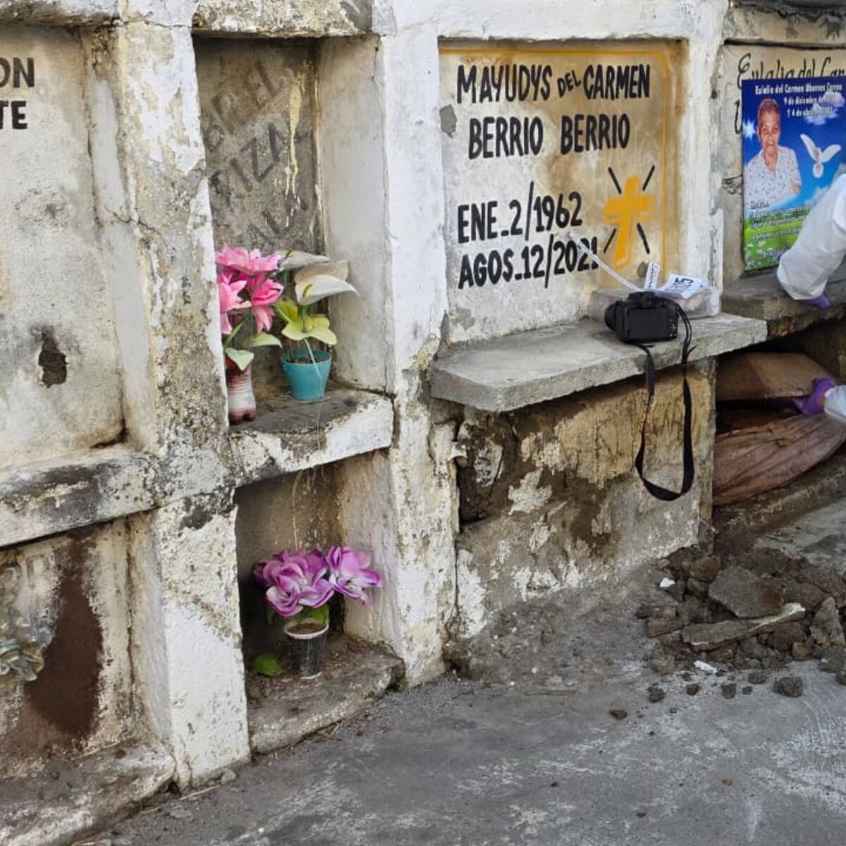 La Unidad de Búsqueda reinicia trabajos forenses en cementerio de Montería para recuperar 26 cuerpos