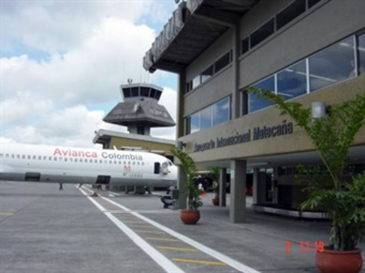 Investigan irregularidades en renovación del aeropuerto de Pereira
