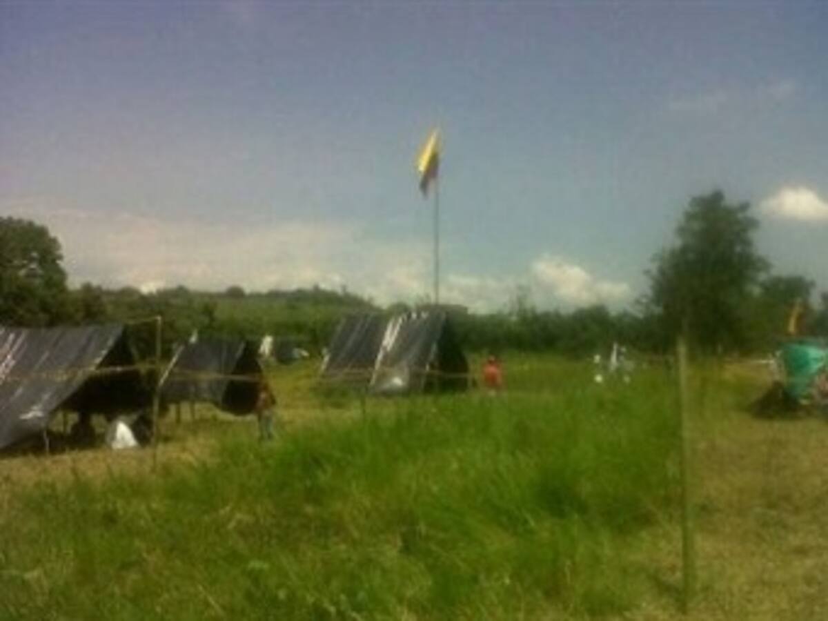 Autoridades ordenaron desalojo de 400 familias que invadieron una finca de Manizales