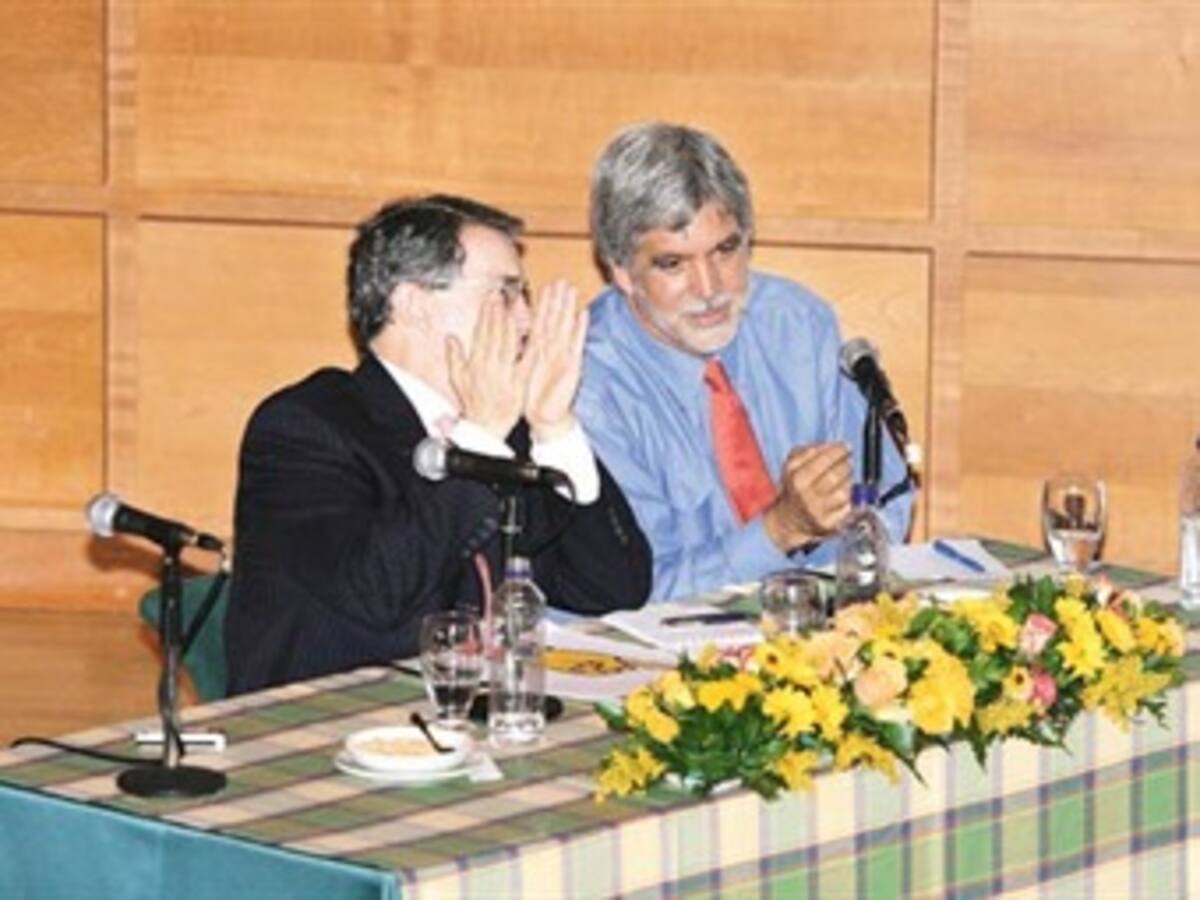 Alianza Uribe – Peñalosa no afectará las elecciones: candidatos a la alcaldía de Bogotá