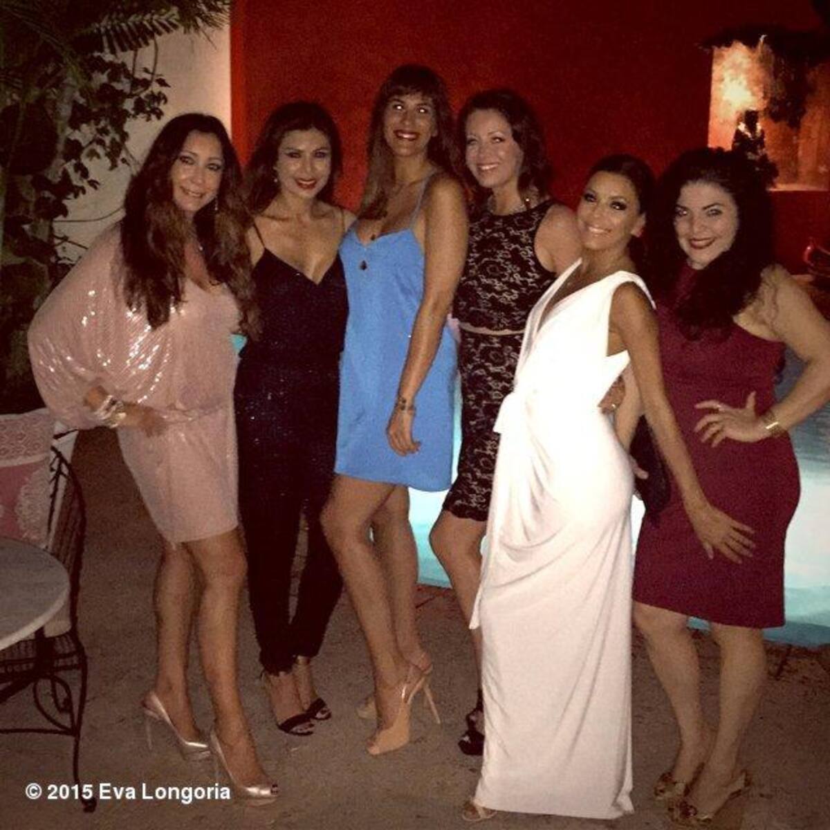 La actriz y modelo estadounidense, con ascendencia mexicana, está pasando unas felices vacaciones en Cartagena con algunas amigas y familiares.
