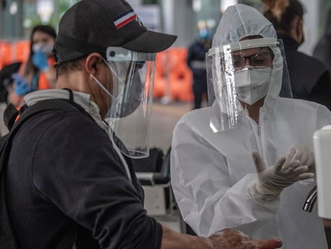 "Después de la vacunación las personas deben seguir con el autocuidado"