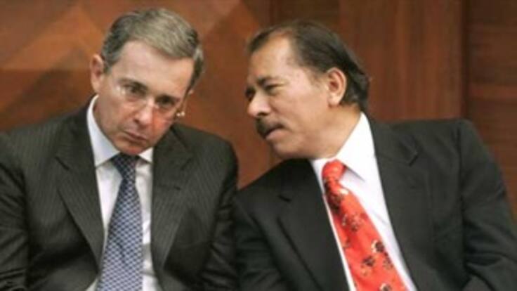 Uribe, quien pidió no acatar fallo de La Haya, había prometido a Ortega que lo cumpliría