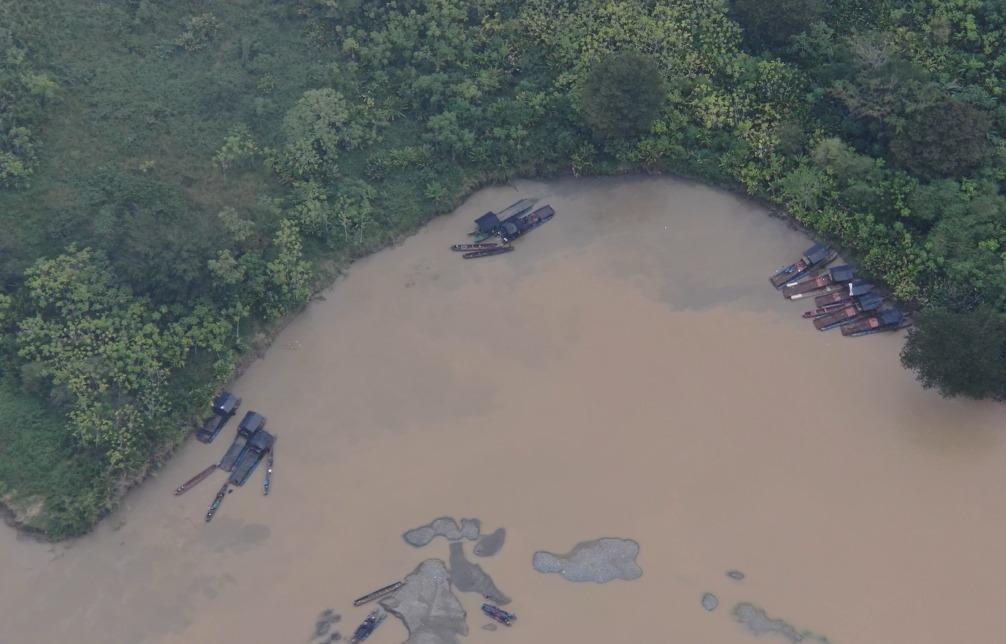Desmantelan unidades de minería ilegal del Clan del Golfo en Cáceres. Foto: Brigada 11.