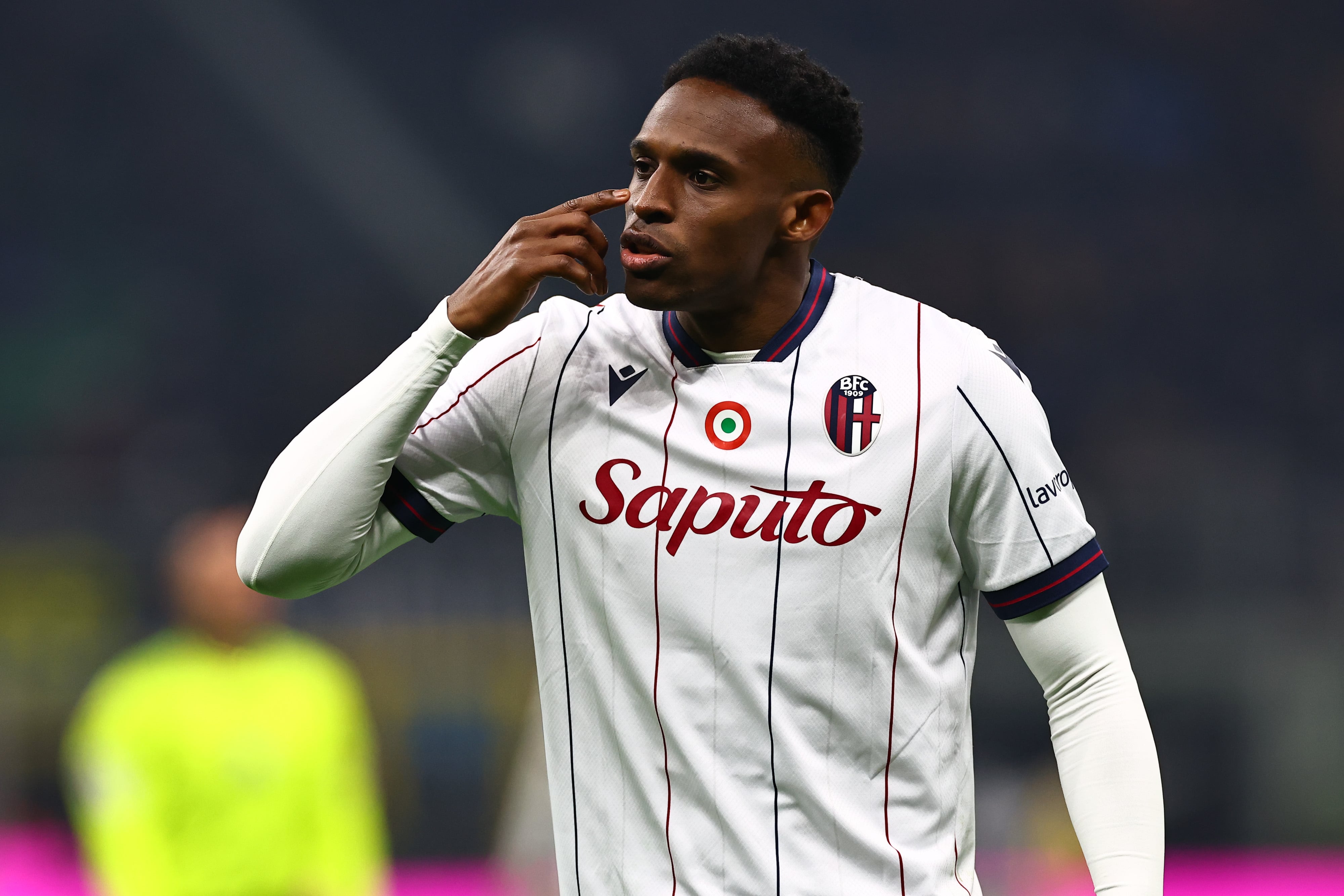 Jhon Lucumí defensor del Bologna FC / Getty Images