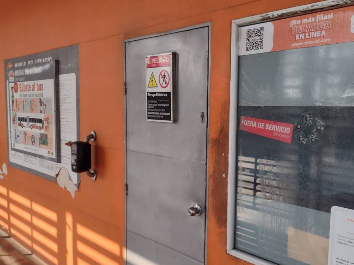 Transcaribe suspendió operación por concentración en colegio Departamental