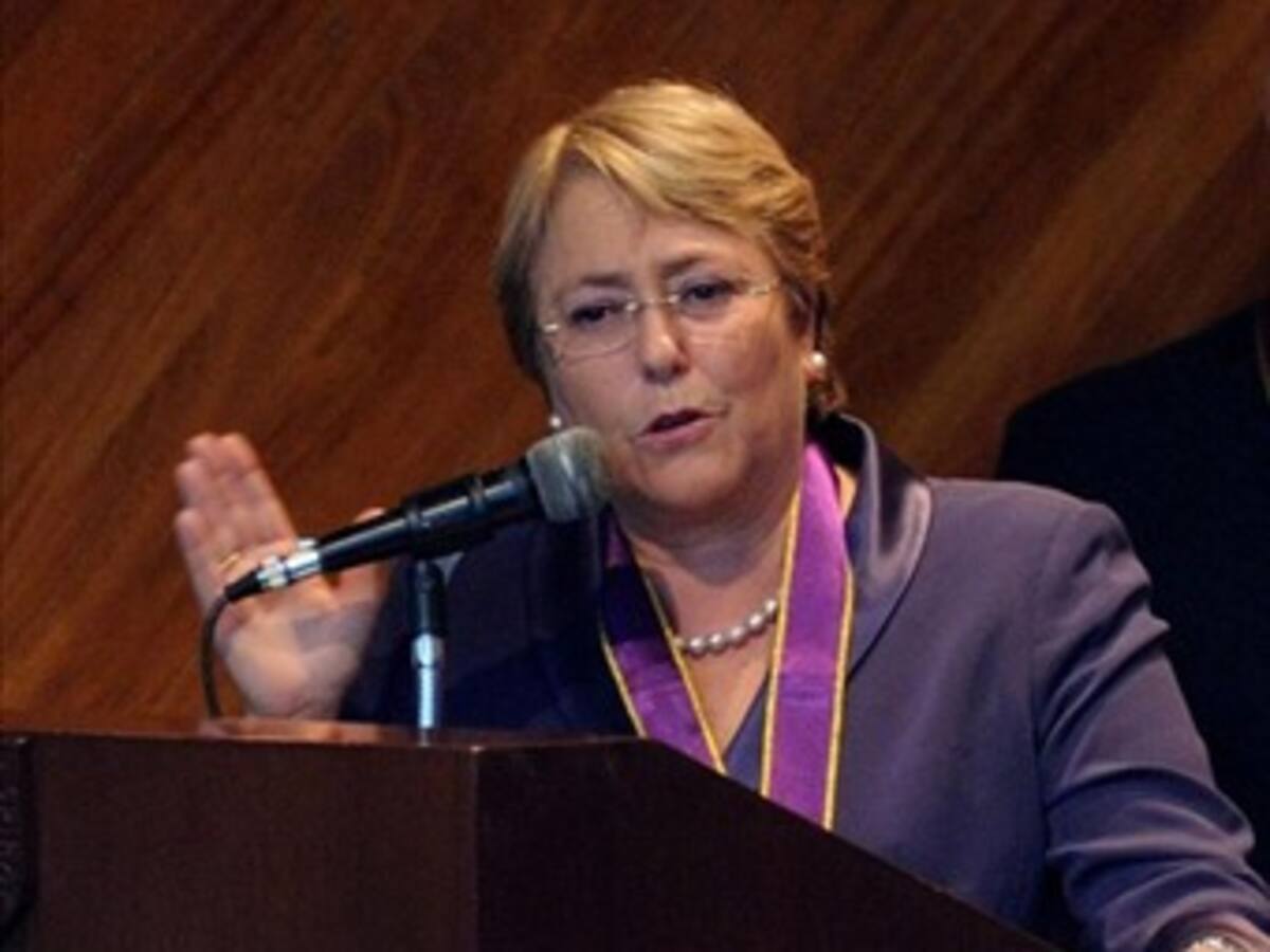 Michelle Bachelet fue la gran ausente del primer debate presidencial en Chile