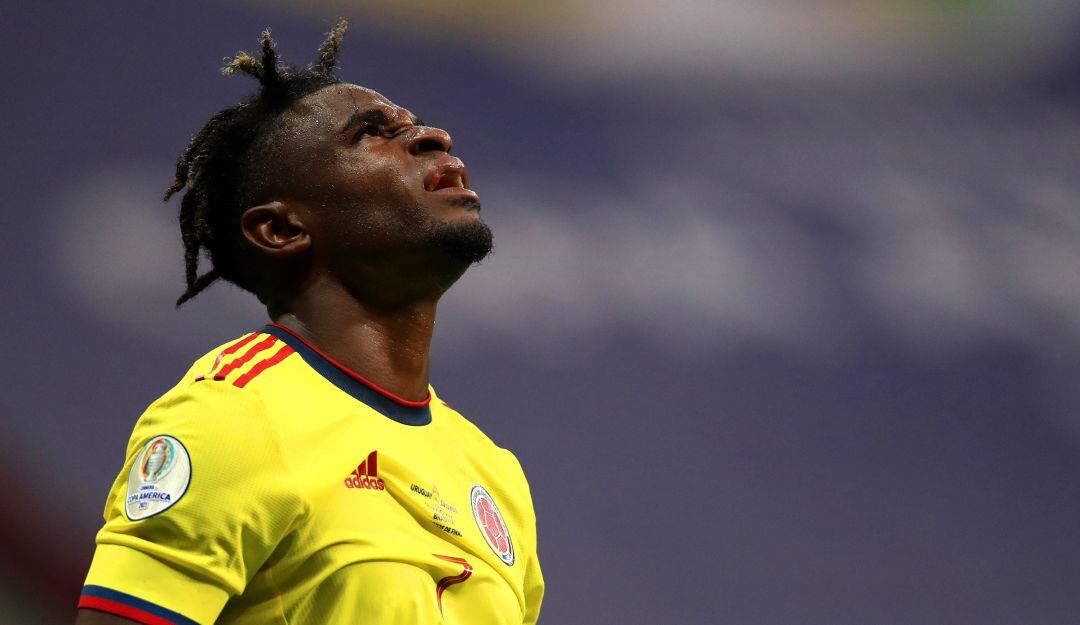 Duván Zapata no estaría con la Selección Colombia en la fecha eliminatoria de septiembre