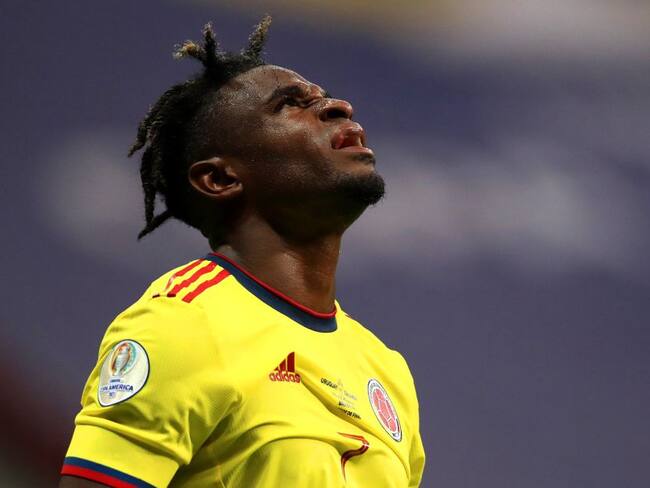 Duván Zapata no estaría con la Selección Colombia en la fecha eliminatoria de septiembre