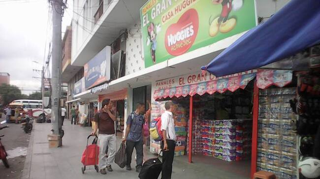 Venezolanos en el centro de Cúcuta