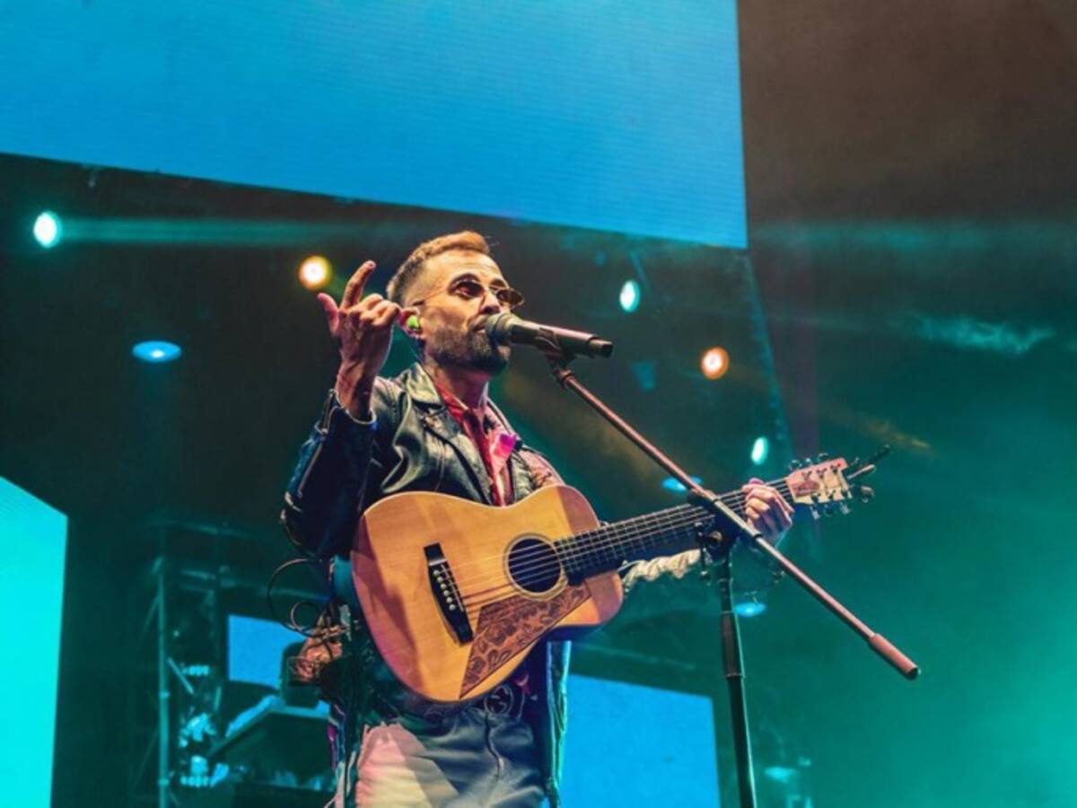 Mike Bahía no se detiene ni por el coronavirus, concierto desde su casa