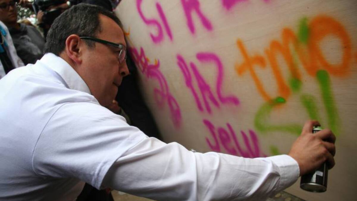 Los "chicharrones" que deja el director del SENA para ir a la campaña del Sí
