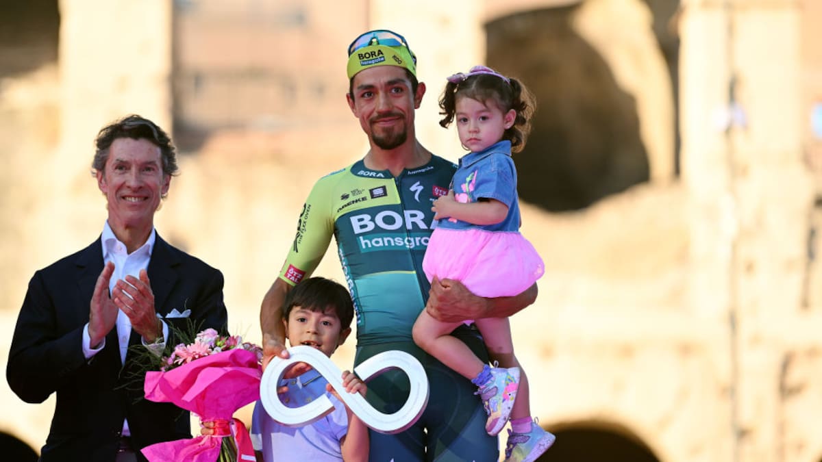 Daniel Martínez, el mejor de ‘los humanos’: subcampeón en el Giro de Italia